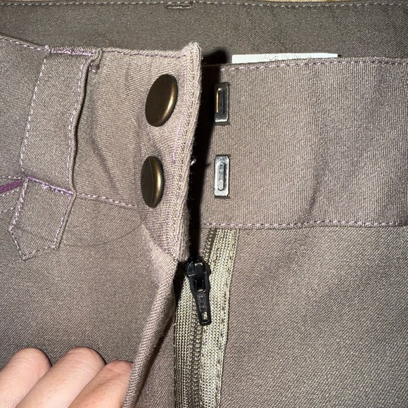 Women’s Riding Breeches - Picture 6 of 7